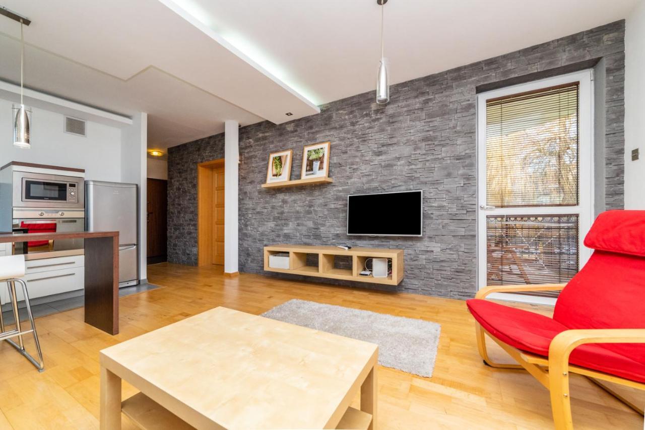 Grey By Oneapartments Гданск Екстериор снимка
